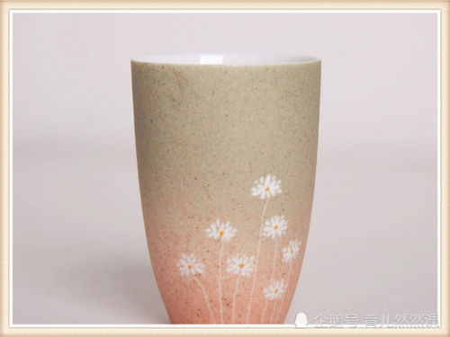 經常泡茶葉水喝,最好不要用這三種杯子,別不當回事,告訴家人